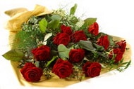 Ankara Balgat Bat�kent �i�ek�i firmas� �r�n�m�z taze g�l �i�ekleri demeti