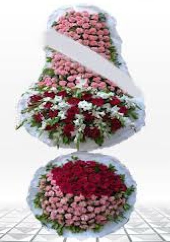 Ankara Balgat Bilkent D���n nikah i�yeri a��l�� fuar �i�e�i �ift katl� sepet